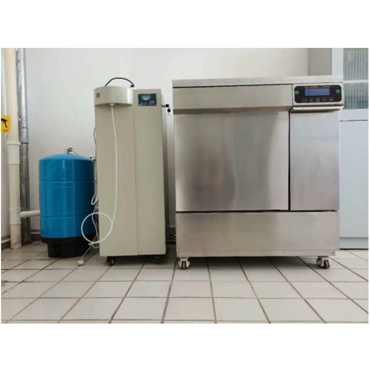 實驗室洗瓶機的對比人工優勢明顯